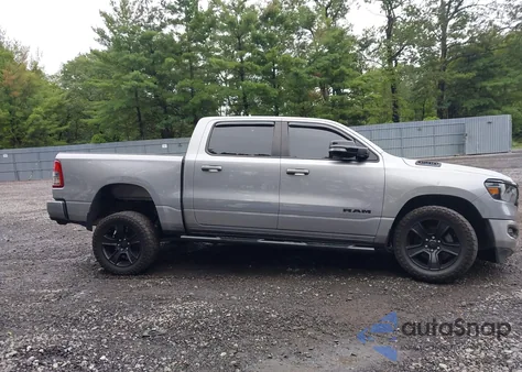2021 Ram 1500 Big Horn 4X4 5'7 Box z USA, uszkodzony, nr VIN 1C6SRFFT4MN591114